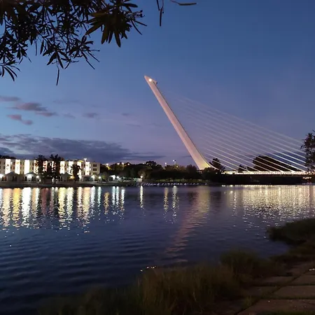 Rum i privatbostad De La Luz En Exclusividad Sevilla